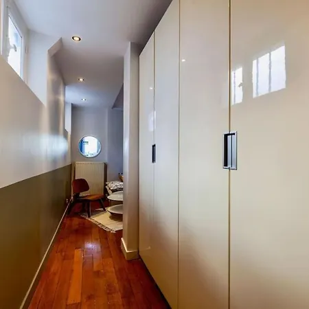 公寓 Charmant Au Coeur De *