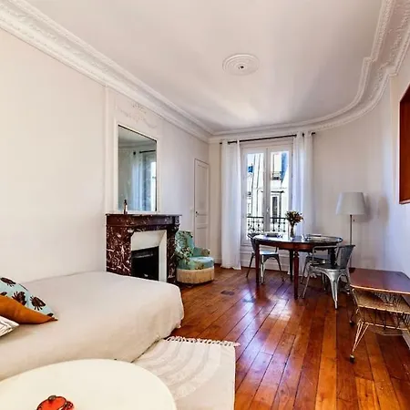 Charmant Au Coeur De *